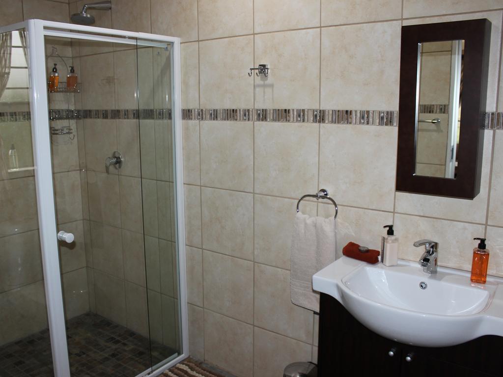 Waterfront Guest House Carolina Ngoại thất bức ảnh