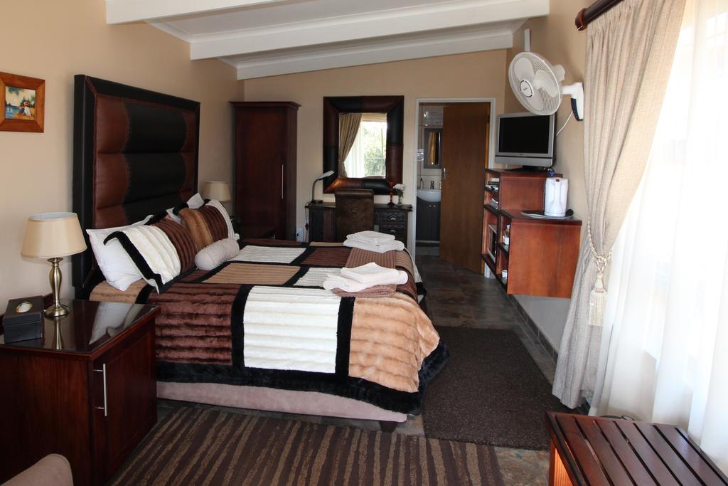Waterfront Guest House Carolina Ngoại thất bức ảnh